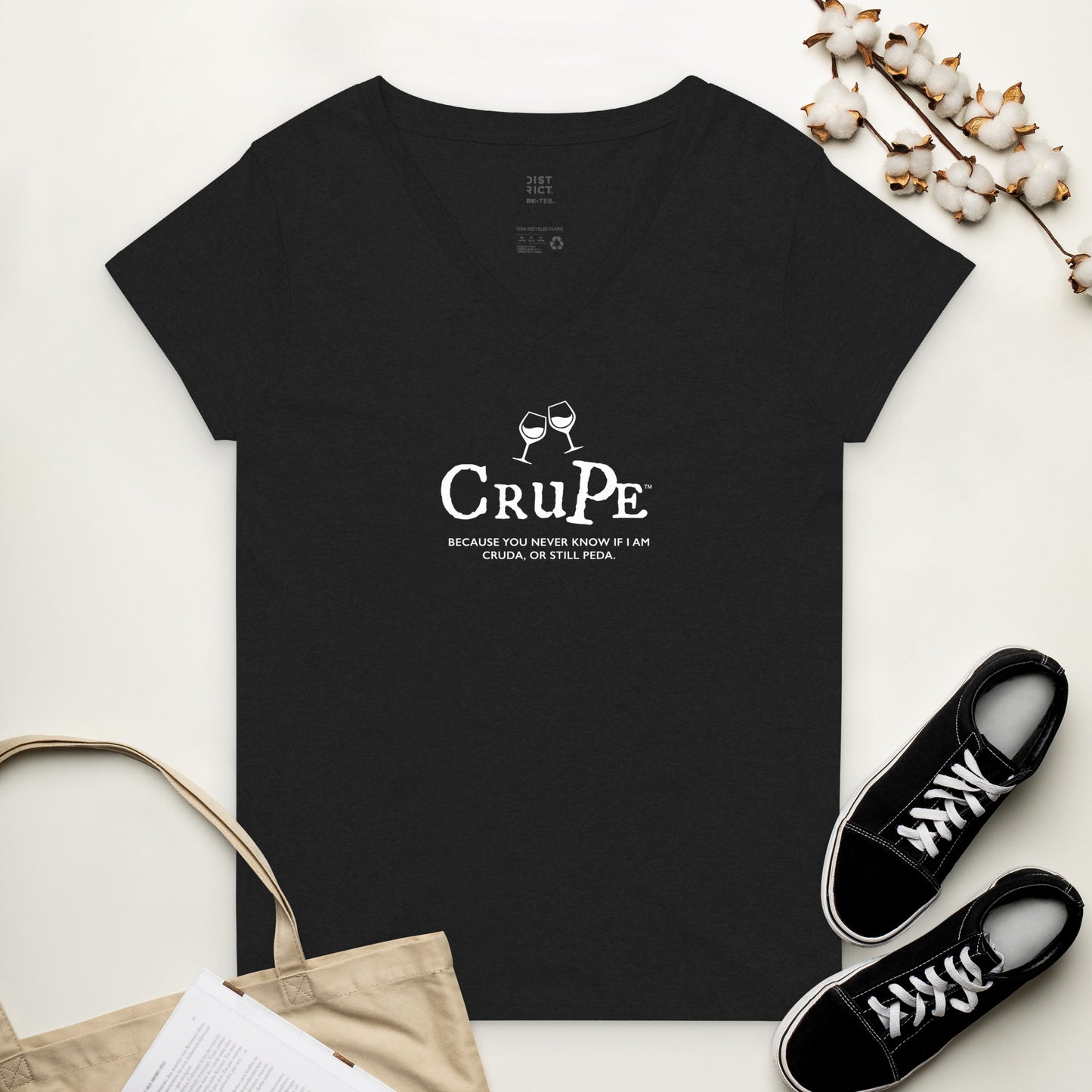 CruPe™ Signature Wine Women’s recycled v-neck t-shirt